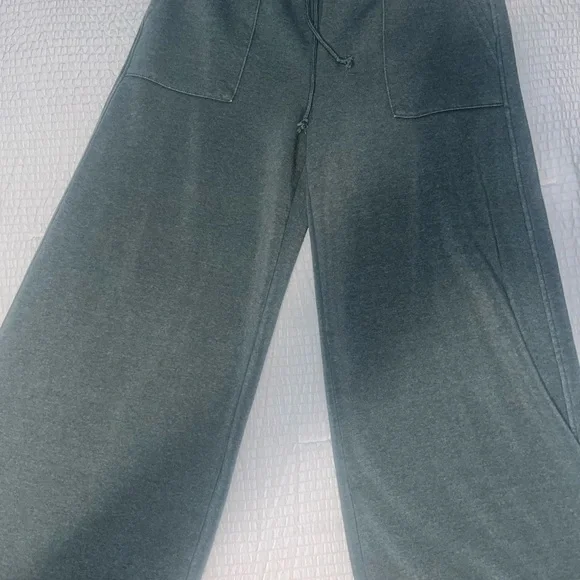 Double Zero Green Sweatpants & Matching Sweatshirt Soft Cotton Blend - Picture 8 of 9